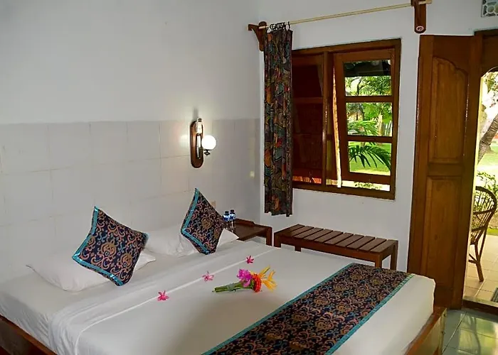 Bagus Lovina Hotel BALI